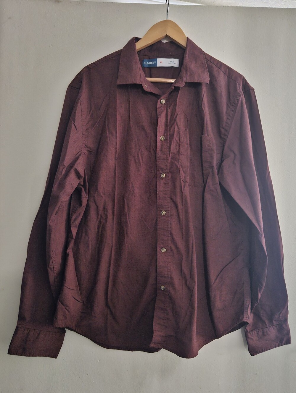 Old Navy Men's Long-Sleeve Button-Up Slim Fit Maroon Shirt XL